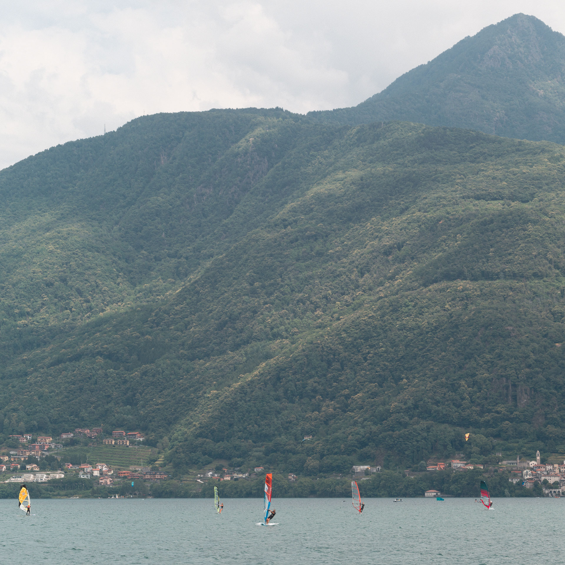 Casa Olea Hotel is a renovated old vicarage located in Cremia, Lake Como - Italy, strategically positioned to experience the Lake Como from the water side. Trekking paths, bike trails, kite surfing and boat rentals are a not to be missed opportunity to experience the lake.