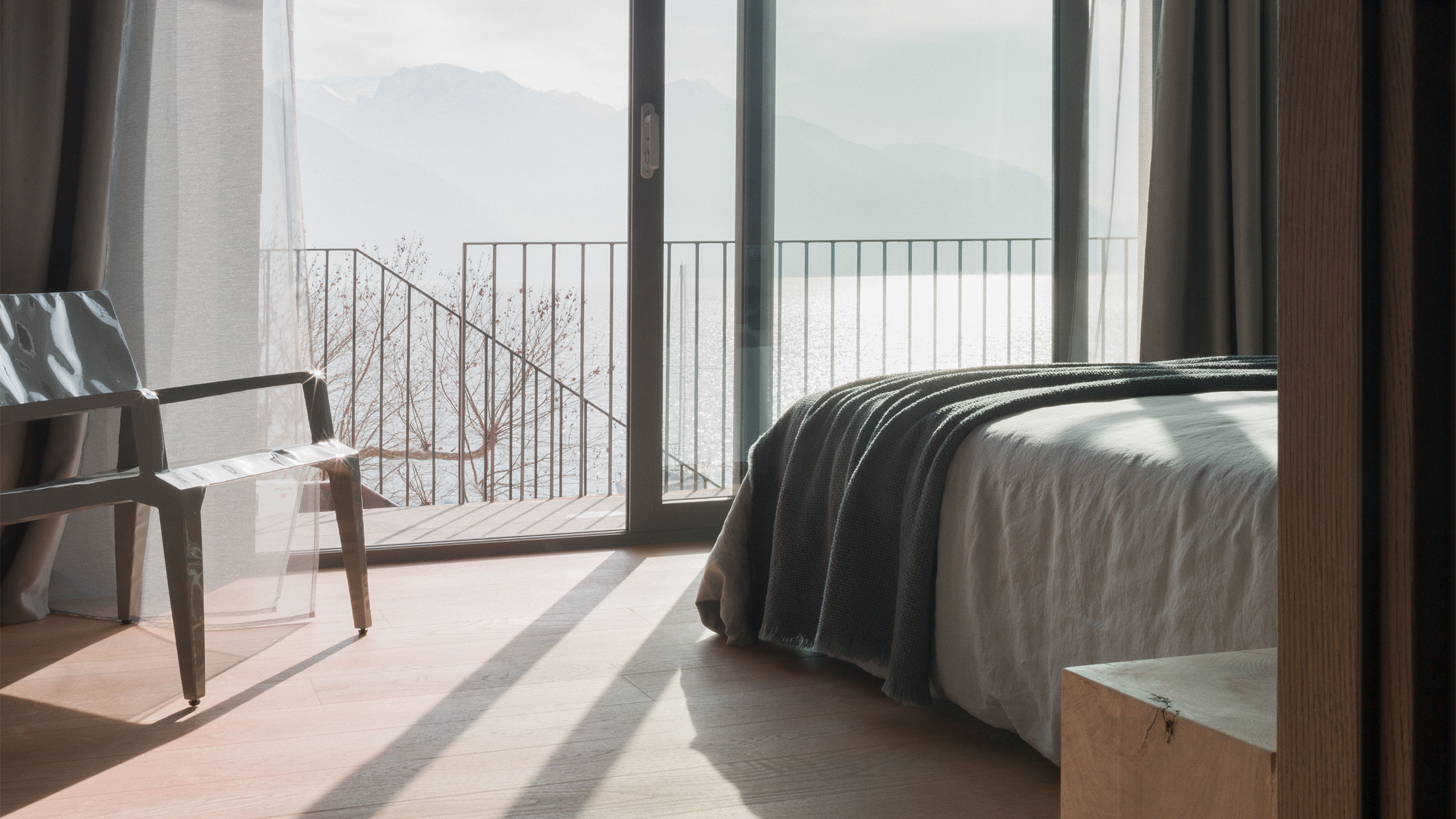 Casa Olea Hotel is a renovated old vicarage located in Cremia, Lake Como - Italy, with 13 beautifully captivating rooms and suites to make your holiday exclusive and relaxing.